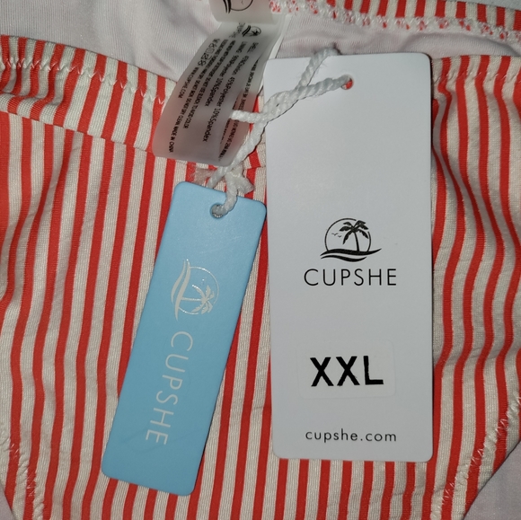 🆕Cupshe | Striped Seersucker Red & White 2 Pc String Bikini Swimsuit Size XXL - Picture 4 of 8